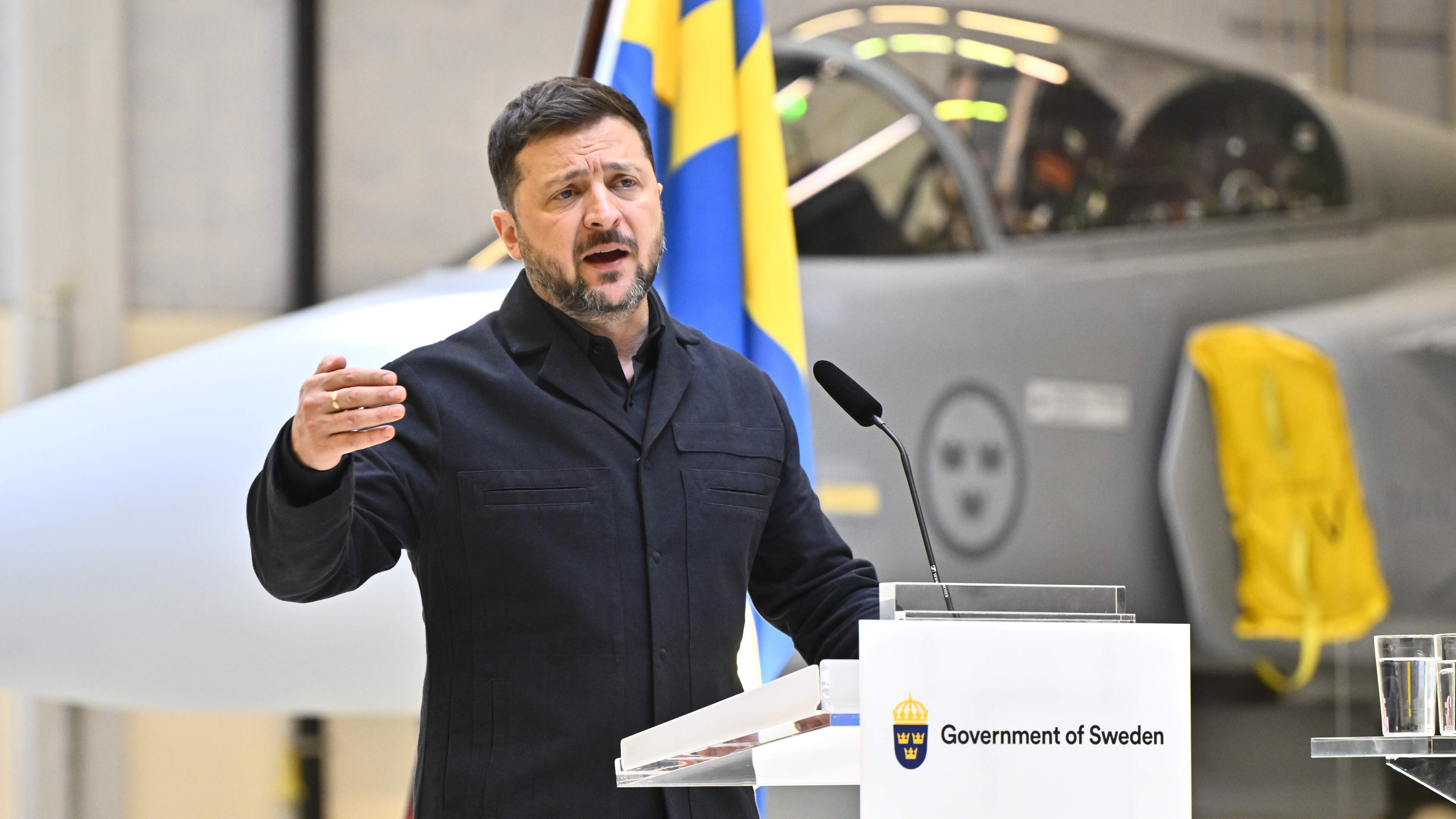 Zelensky writes open letter to Putin calling for face-to-face talks to end Ukraine war